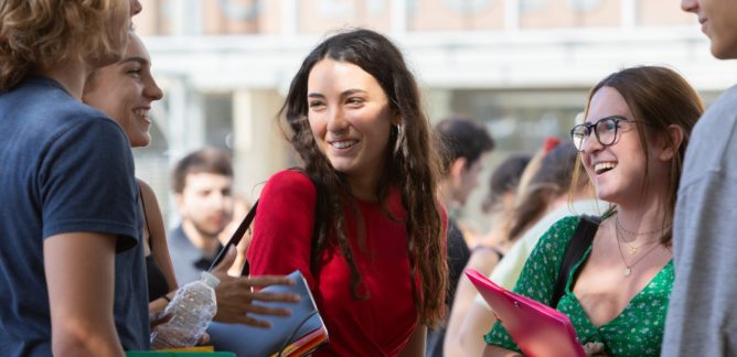 L’enseignement supérieur français continue d’attirer davantage d’étudiants internationaux en 2022-2023