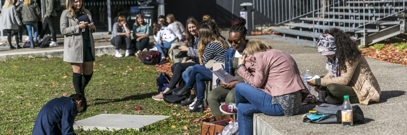Toujours plus de charges, toujours pas assez de moyens pour les financer ! - L’État condamne-t-il les universités à la précarité ?